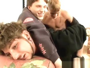 Gay mens sexy underwear socks bubble spank Skater Spank Wars Get Feisty!