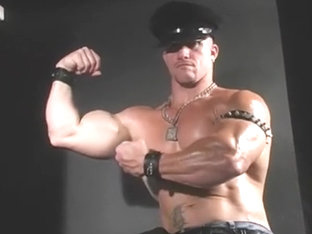 POSING Leather Hunk in Shades