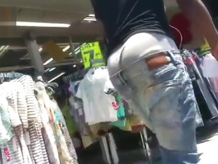 Booty Bust'n Out