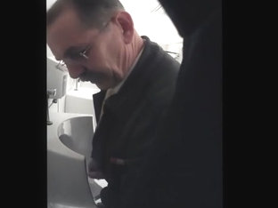 SPY TOILET AND CRUISING 03