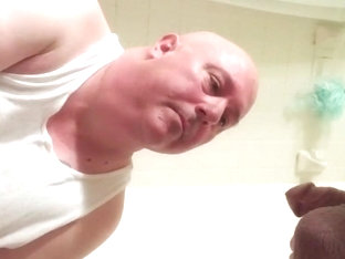 Golden shower for amateur chub