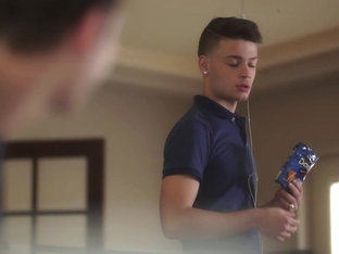 Hung Helix hunk Ryan Bailey tops tight teen Danny Nelson bareback