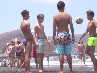 Some Hotties On Beach
