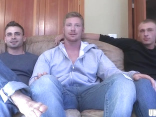 Muscle gay threesome with facial