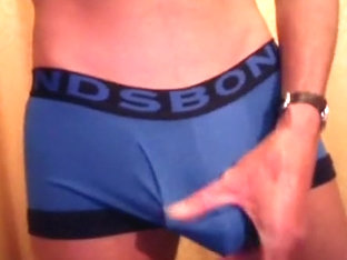jeans,bonds,jerkoff