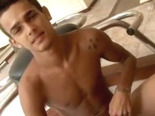 Brazilian bros show us how the fuck feels