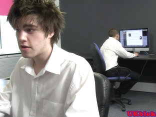 UK office hunk assfucking while bottom tugs